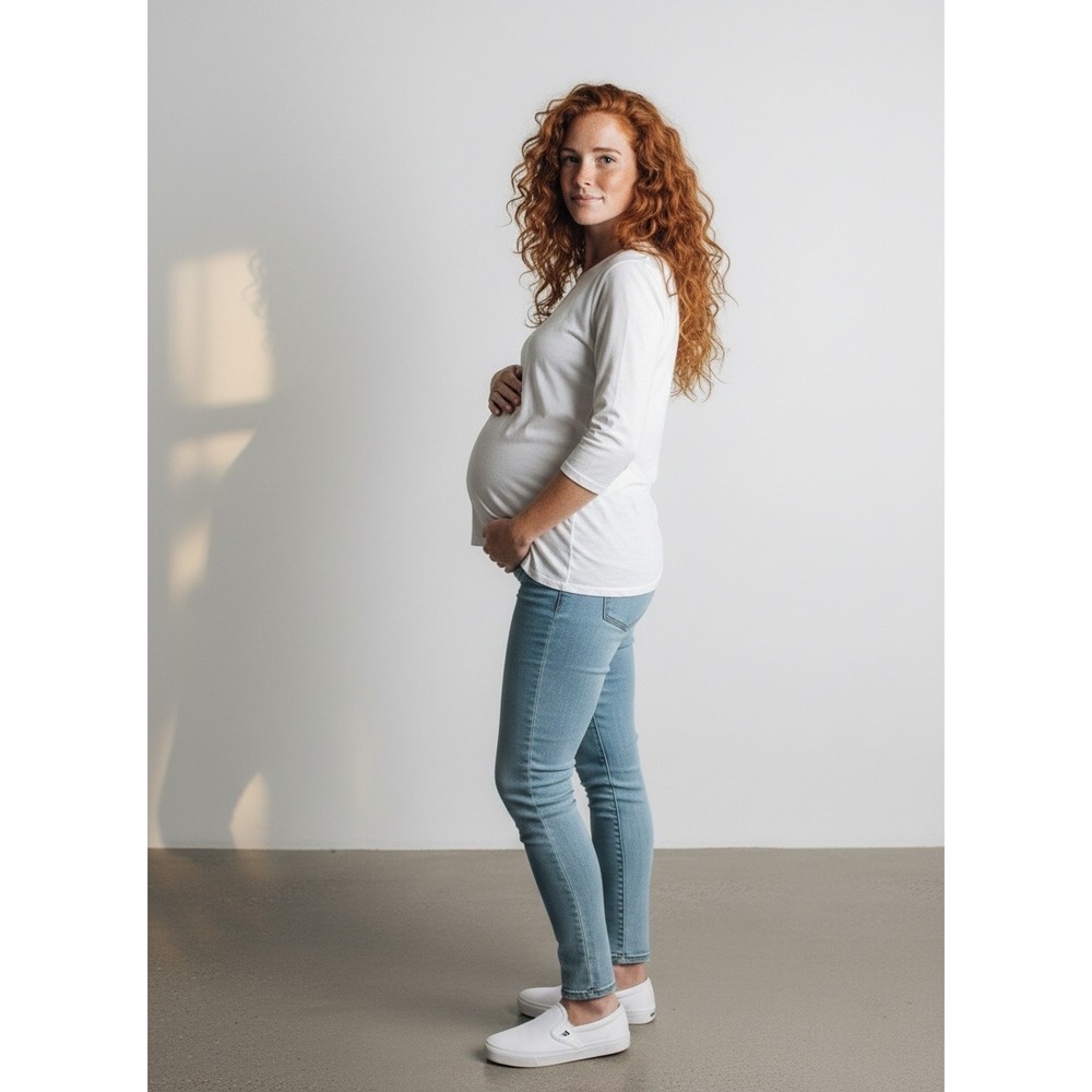 Motherhood Maternity White V-Neck 3/4 Sleeve Ruched Side T-Shirt 2X Plus Size